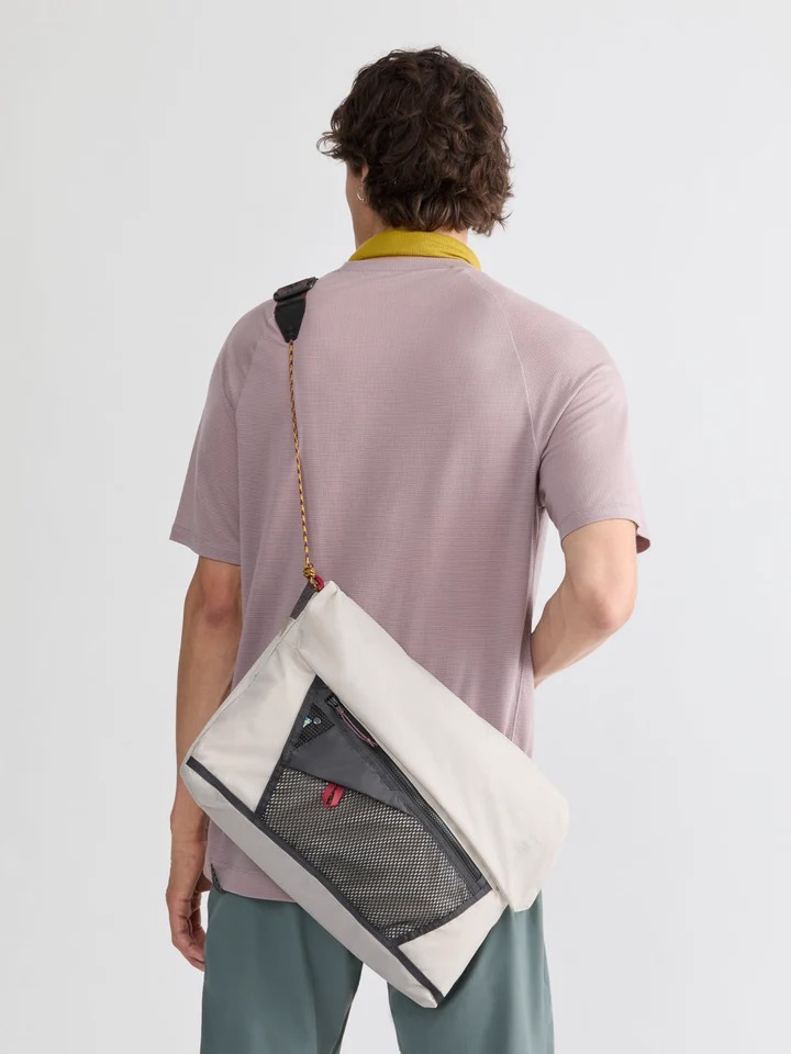 [10% > 25%OFF] KLATTERMUSEN(����å���ࡼ����) "Grid Messenger Bag"