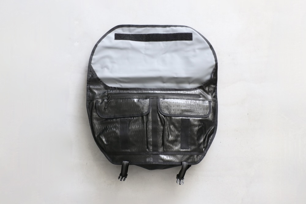 クロムです(*^^*) 9.20 11:30 Release / limited】ENGINEERED GARMENTS x CHROME