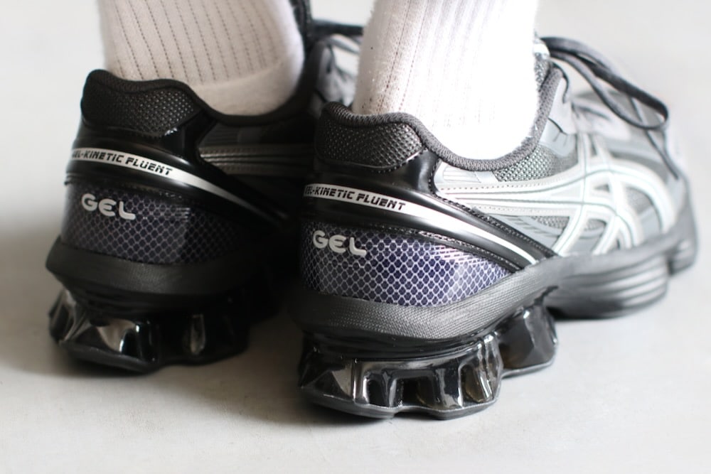 ASICS (アシックス) 