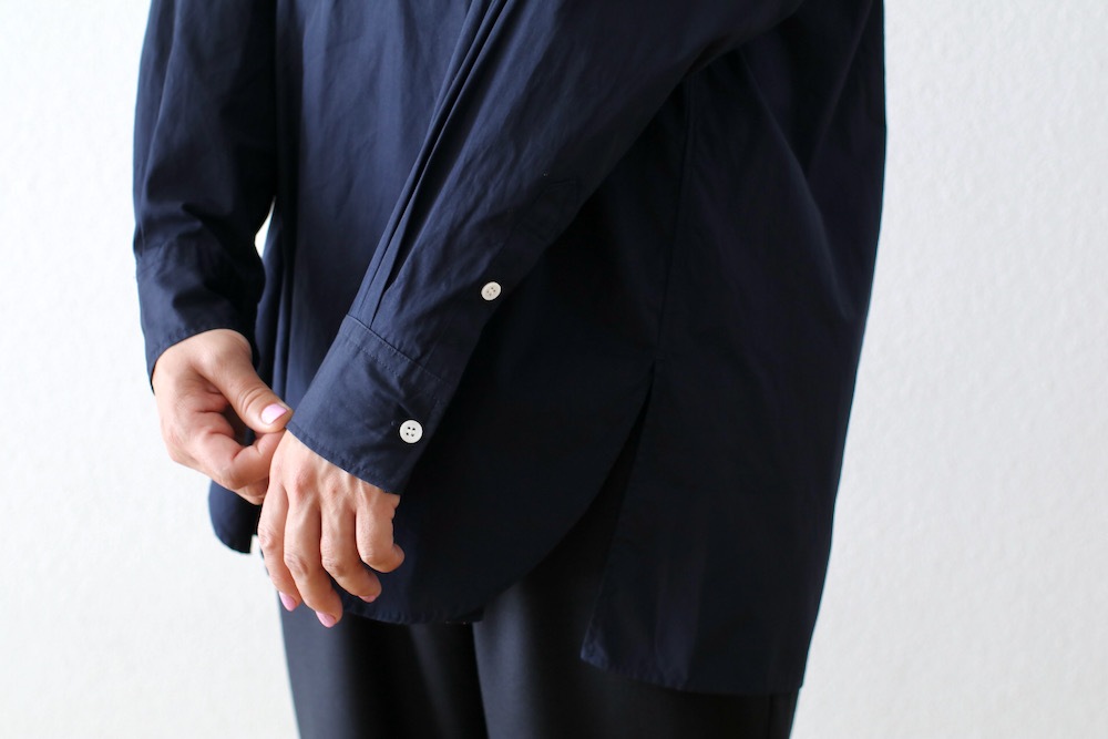 WOMEN'S】TOUJOURS（トゥジュー）“Back Button Tucked bosom