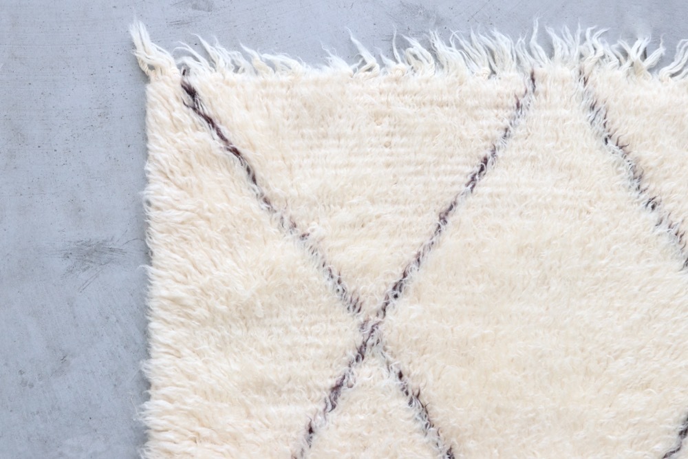 LIGHT YEARS(ライト イヤーズ)