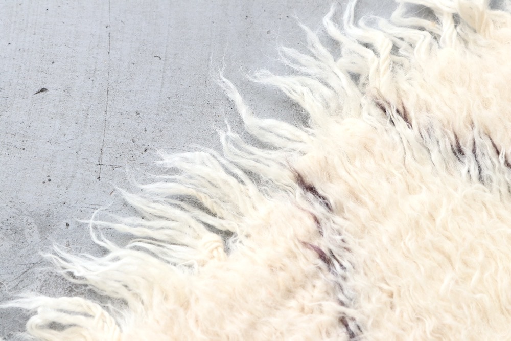 LIGHT YEARS(ライト イヤーズ)