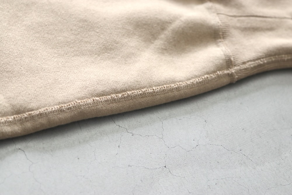 Unlikely (����饤���꡼) "Unlikely Split Raglan Sleeve Crew"