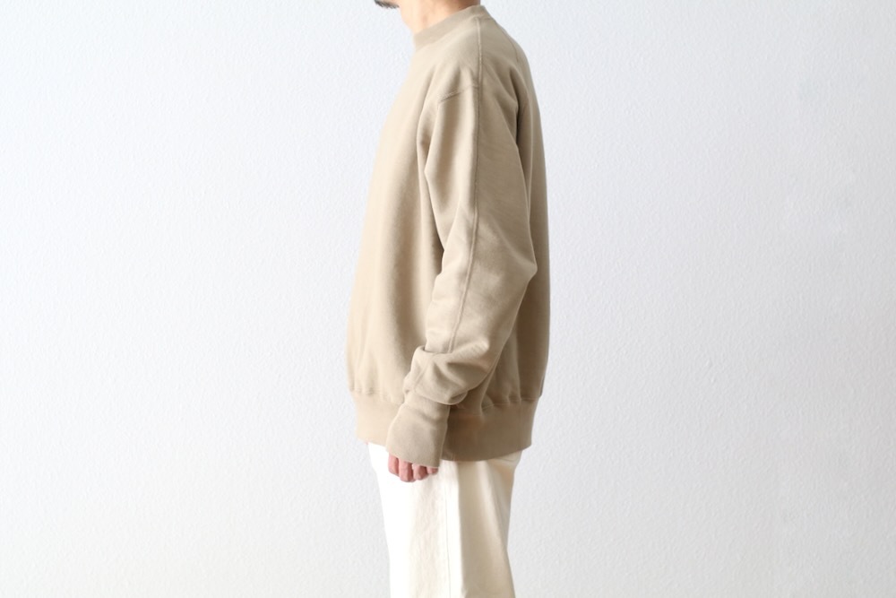 Unlikely (饤꡼) "Unlikely Split Raglan Sleeve Crew"