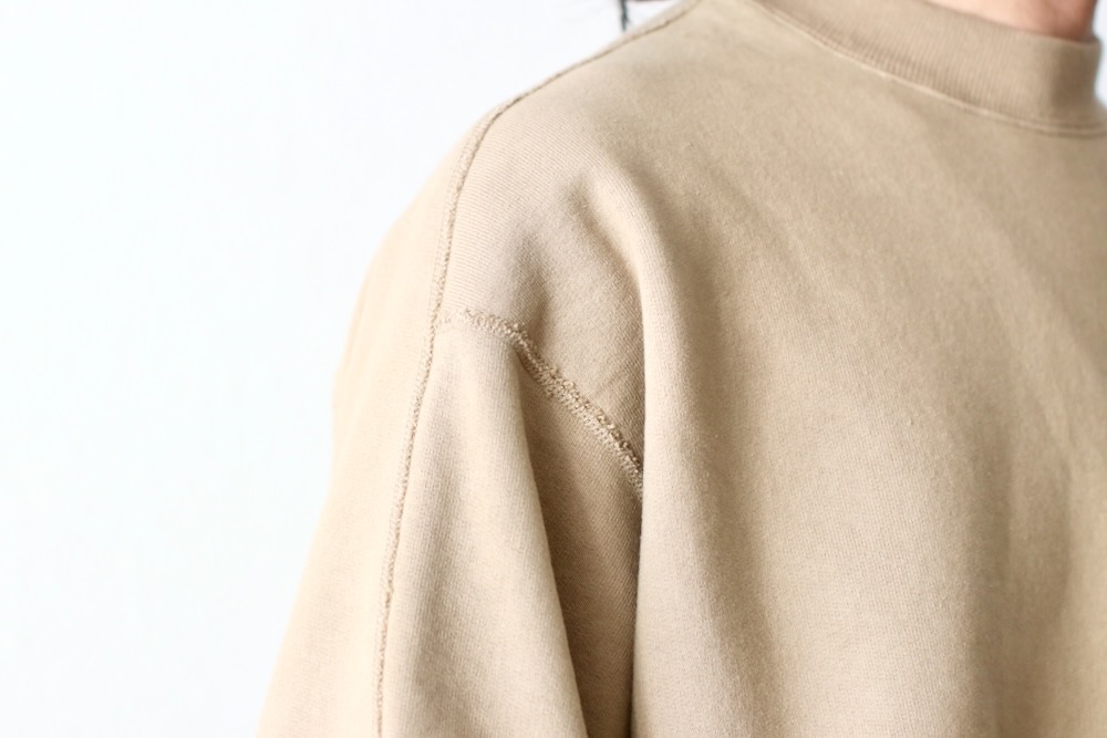 Unlikely (����饤���꡼) "Unlikely Split Raglan Sleeve Crew"