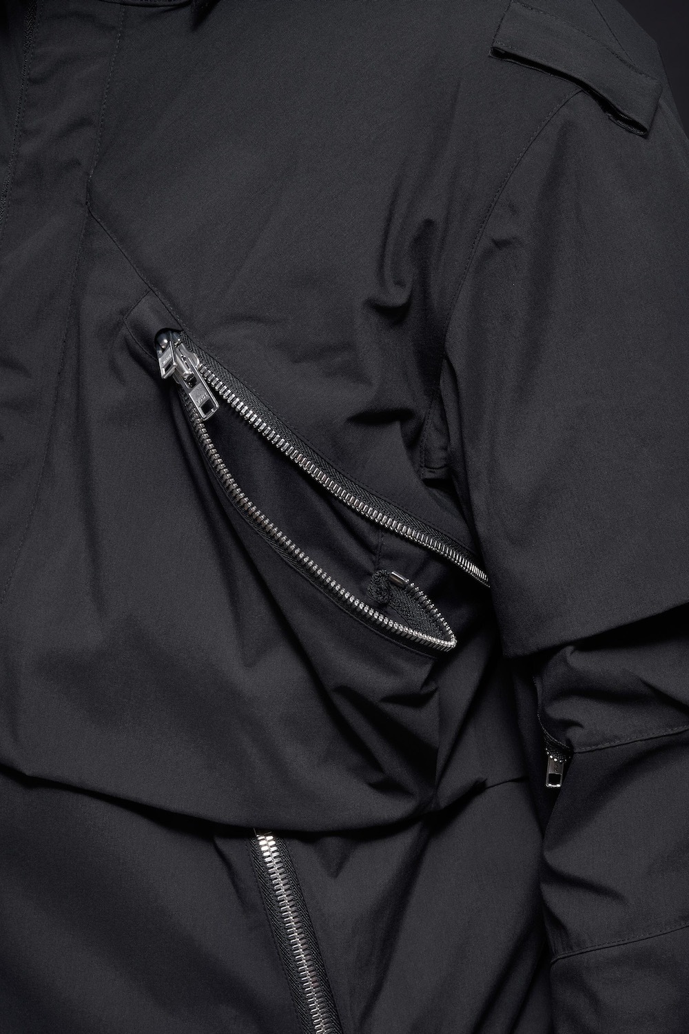 ACRONYM(˥) "J1WB-E Encapsulated Nylon Interpose Jacket"