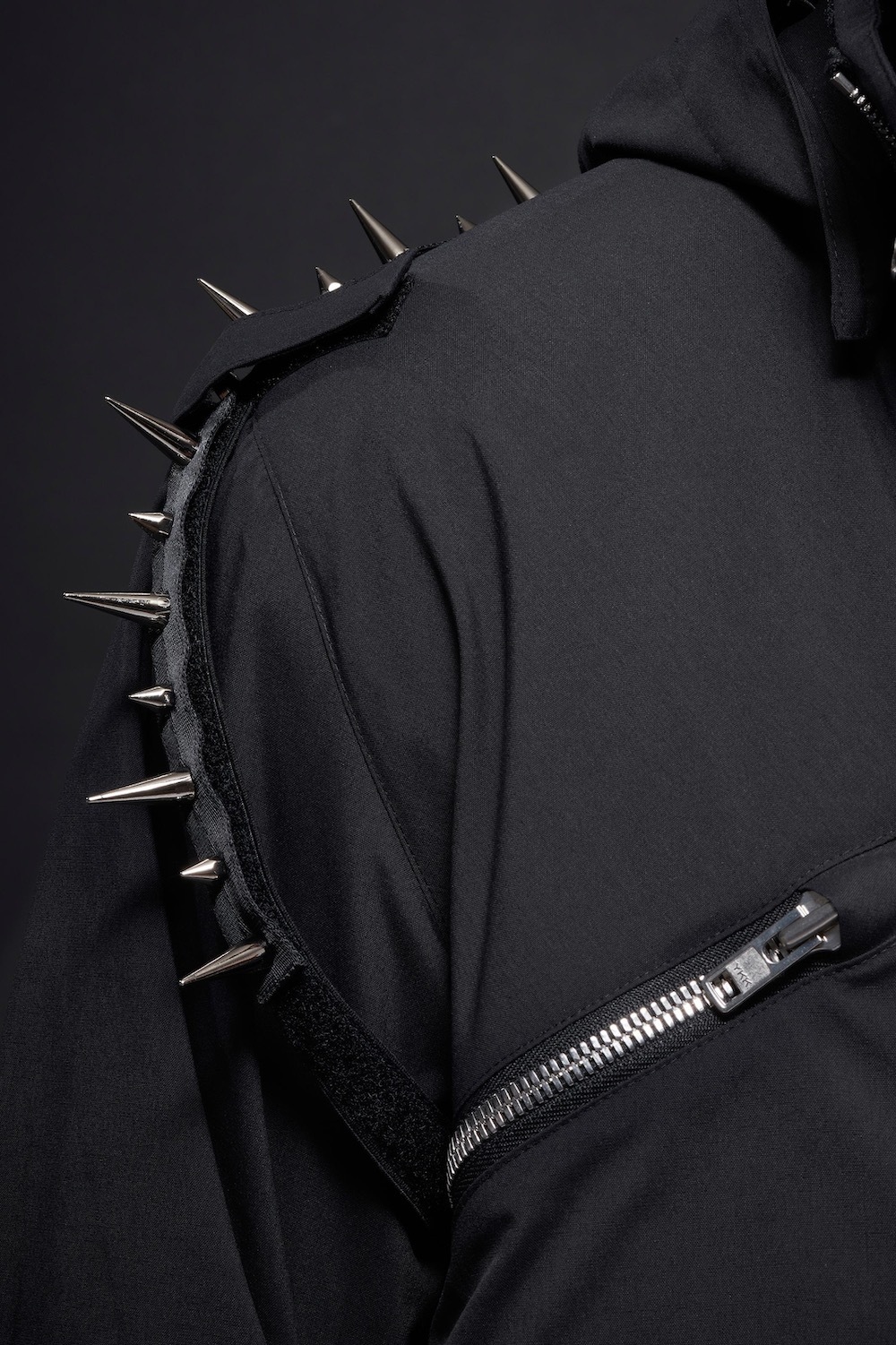 ACRONYM(˥) "J1WB-E Encapsulated Nylon Interpose Jacket"