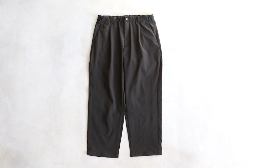 [10%OFF] GOLDWIN (ɥ) "One Tuck Tapered Light Pants"