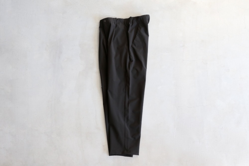 [10%OFF] GOLDWIN (ɥ) "One Tuck Tapered Light Pants"