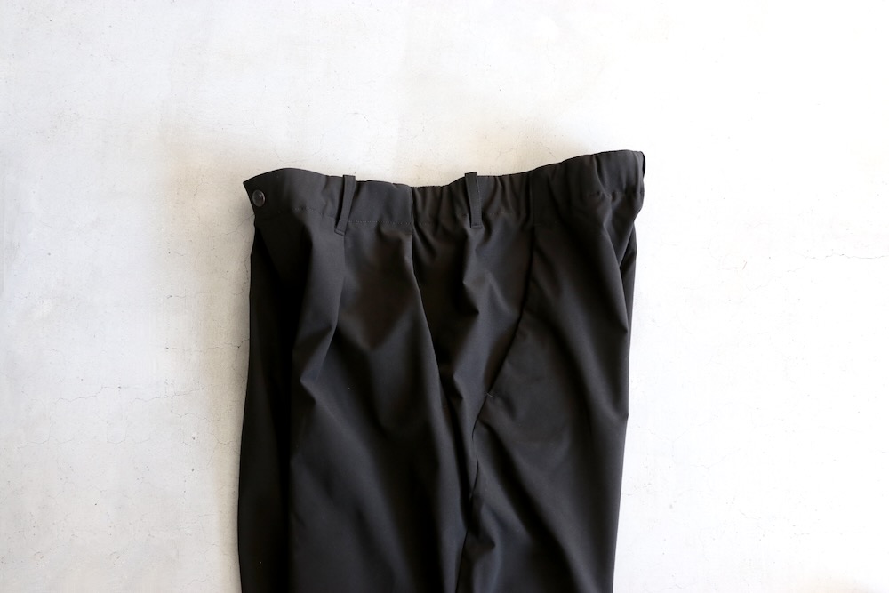 [10%OFF] GOLDWIN (ɥ) "One Tuck Tapered Light Pants"