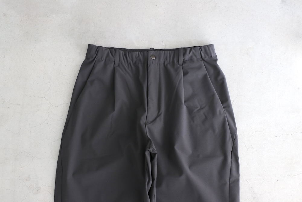 [10%OFF] GOLDWIN (ɥ) "One Tuck Tapered Light Pants"