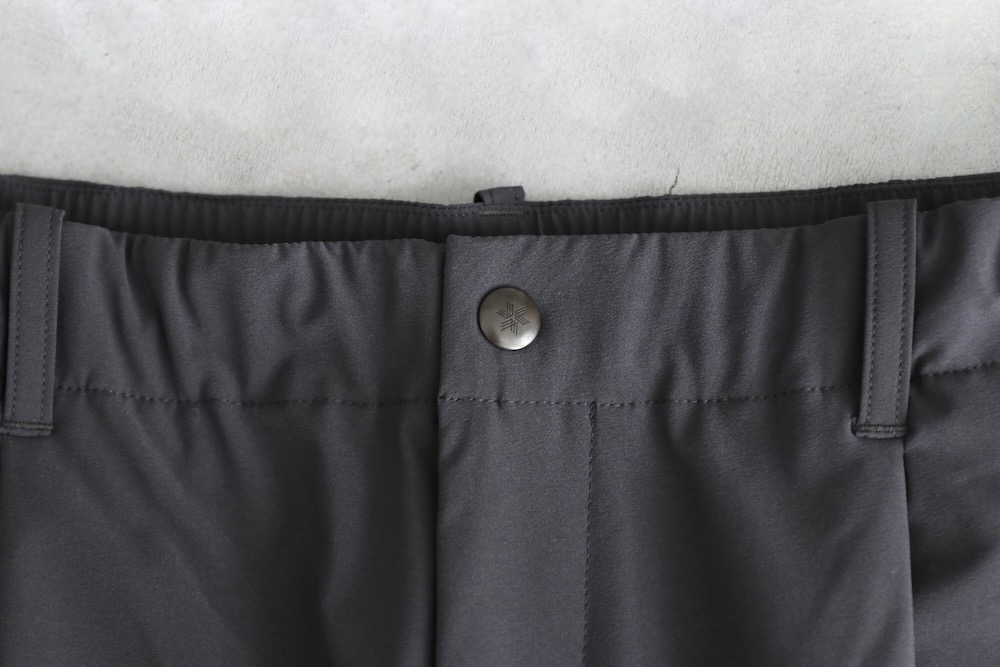 [10%OFF] GOLDWIN (ɥ) "One Tuck Tapered Light Pants"
