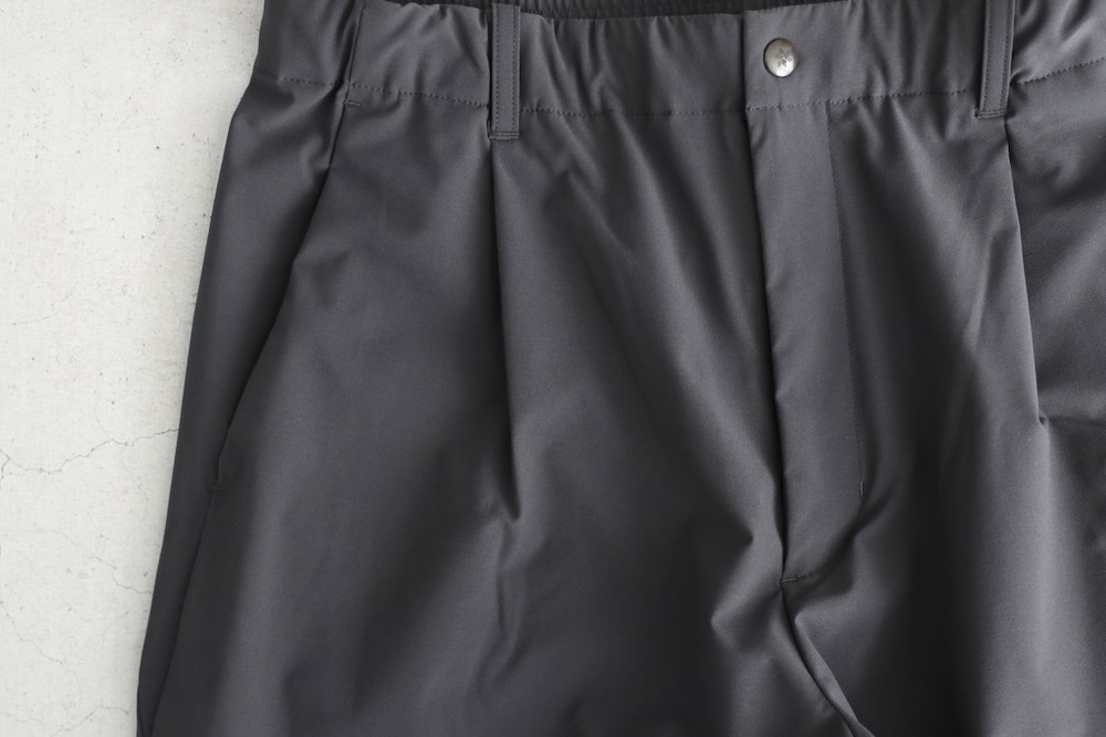 [10%OFF] GOLDWIN (ɥ) "One Tuck Tapered Light Pants"