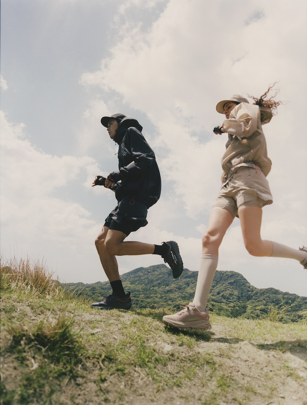 limited】ALTRA × and wander(アルトラ × アンドワンダー) 