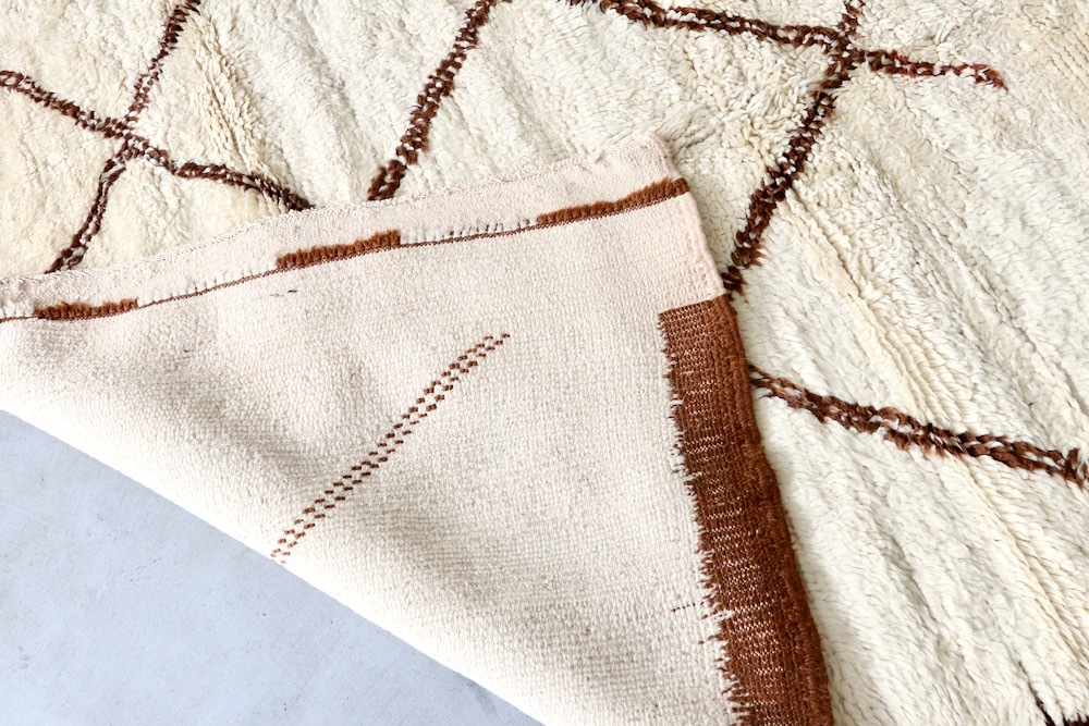 LIGHT YEARS(�饤�� ���䡼��)"MOROCCAN RUG VINTAGE BENI OUARAIN -�٥˥��� W220cm �� H143cm- BO-1174"