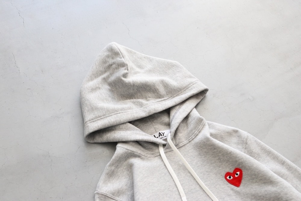 WOMEN'SPLAY COMME des GARCONS(ץ쥤   륽) "PLAY HOODED SWEATSHIRT RED HEART GREY AZ-T169-051"