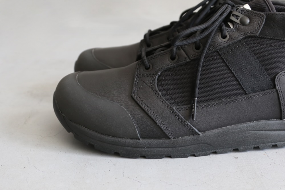 limitedN.HOOLYWOOD TEST PRODUCT EXCHANGE SERVICE Danner ( ϥꥦå  ʡ)  "TRAINING SHOES TPES-SE01"