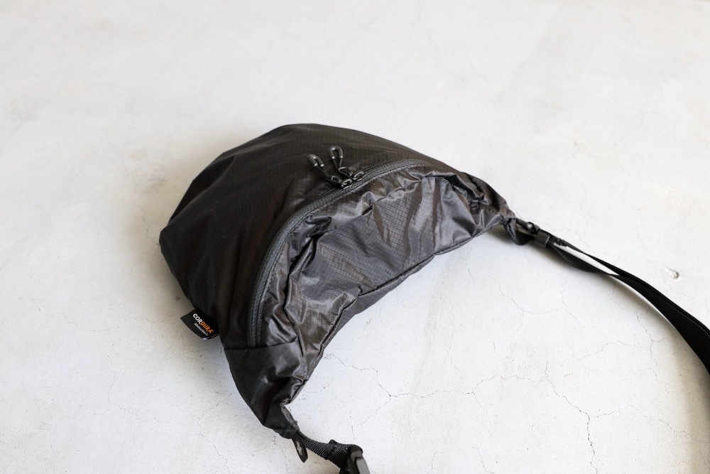 GOLDWIN (ɥ) "CORDURA Rip-stop Sacoche Bag"