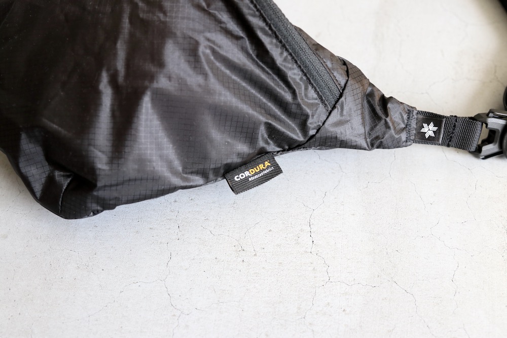 GOLDWIN (ɥ) "CORDURA Rip-stop Sacoche Bag"