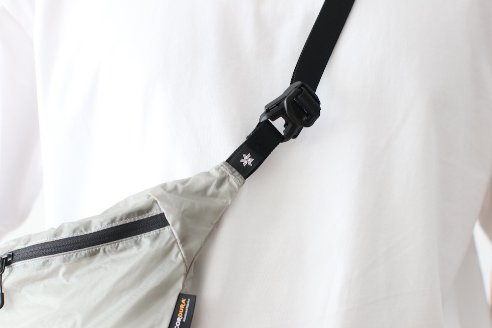 GOLDWIN (ɥ) "CORDURA Rip-stop Sacoche Bag"