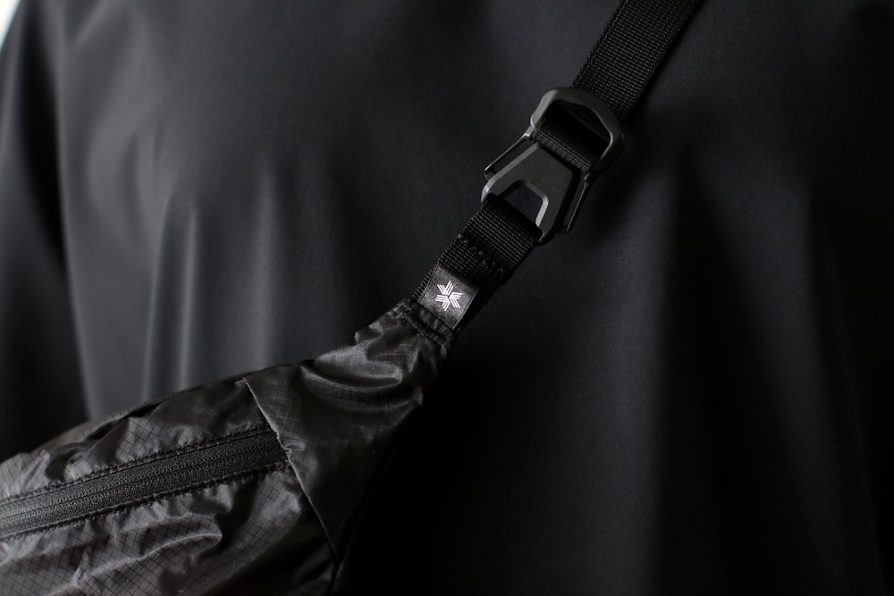 GOLDWIN (ɥ) "CORDURA Rip-stop Sacoche Bag"