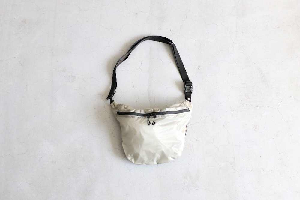GOLDWIN (ɥ) "CORDURA Rip-stop Sacoche Bag"