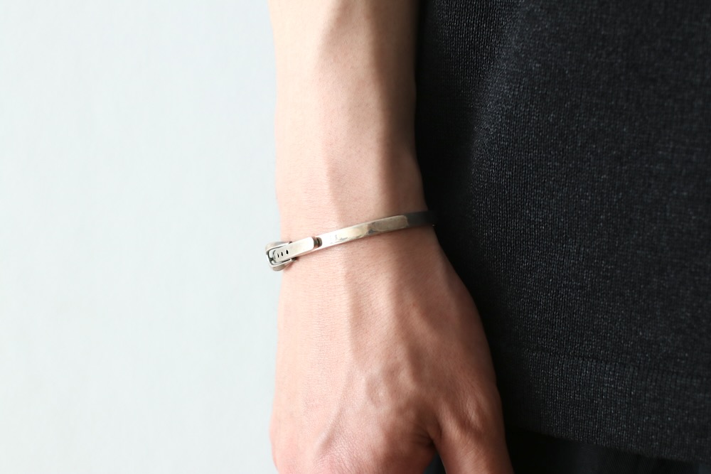 VINTAGE Mexican Jewelry (ơ ᥭ 奨꡼) "Bangle  021"