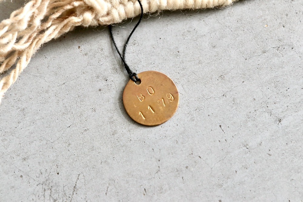 LIGHT YEARS(ライト イヤーズ)