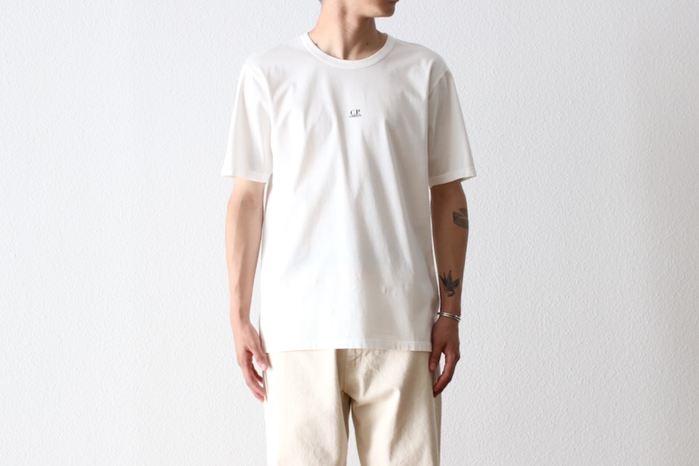 C.P. Company (ԡѥˡ) "70/2 MERCERIZED JERSEY LOGO T"