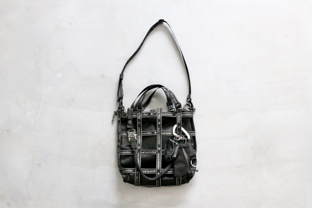 and wander(����ɥ�����) "JQ tape bag"