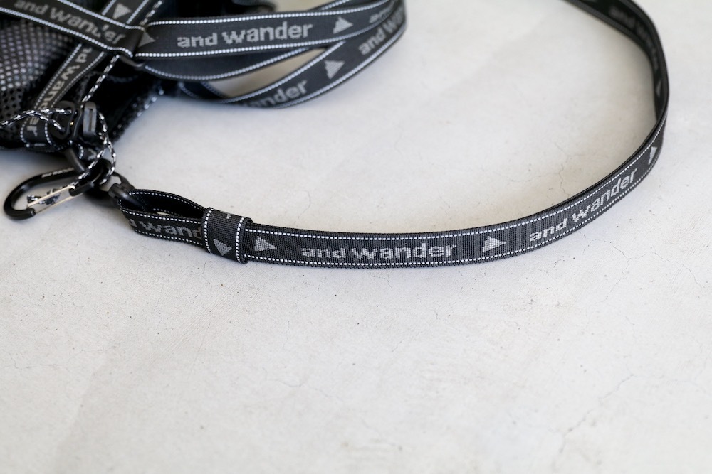 and wander(����ɥ�����) "JQ tape bag"
