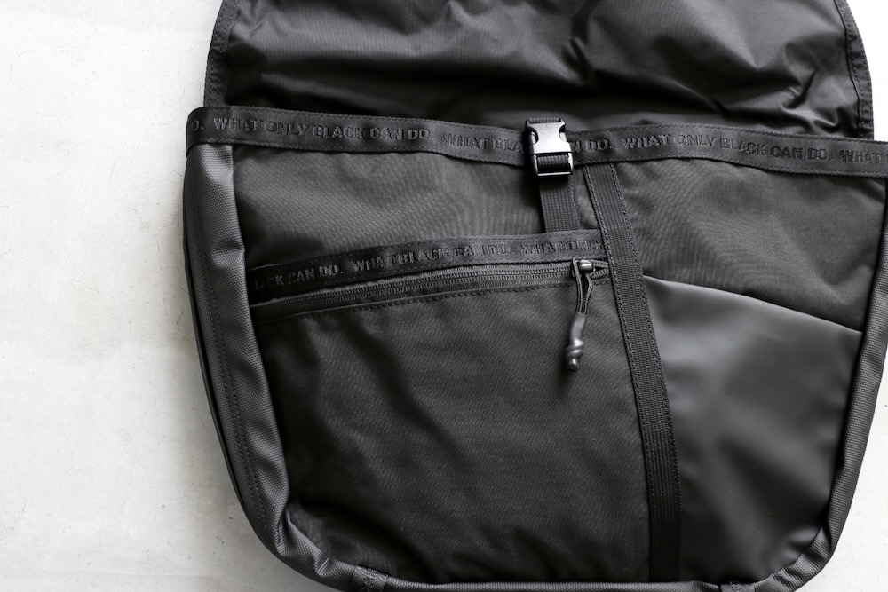 ��8.31 10:00 Release / limited��White Mountaineering �� BRIEFING(�ۥ磻�ȥޥ���ƥ˥���� �� �֥꡼�ե���) "WM BLK x BRIEFING ��MESSENGER��"
