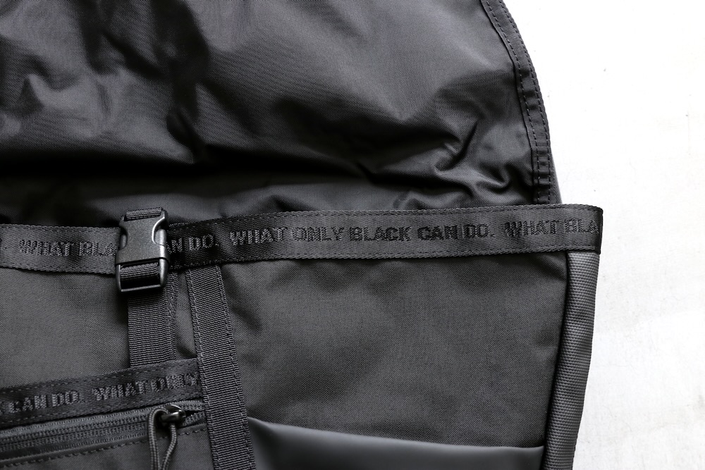 ��8.31 10:00 Release / limited��White Mountaineering �� BRIEFING(�ۥ磻�ȥޥ���ƥ˥���� �� �֥꡼�ե���) "WM BLK x BRIEFING ��MESSENGER��"