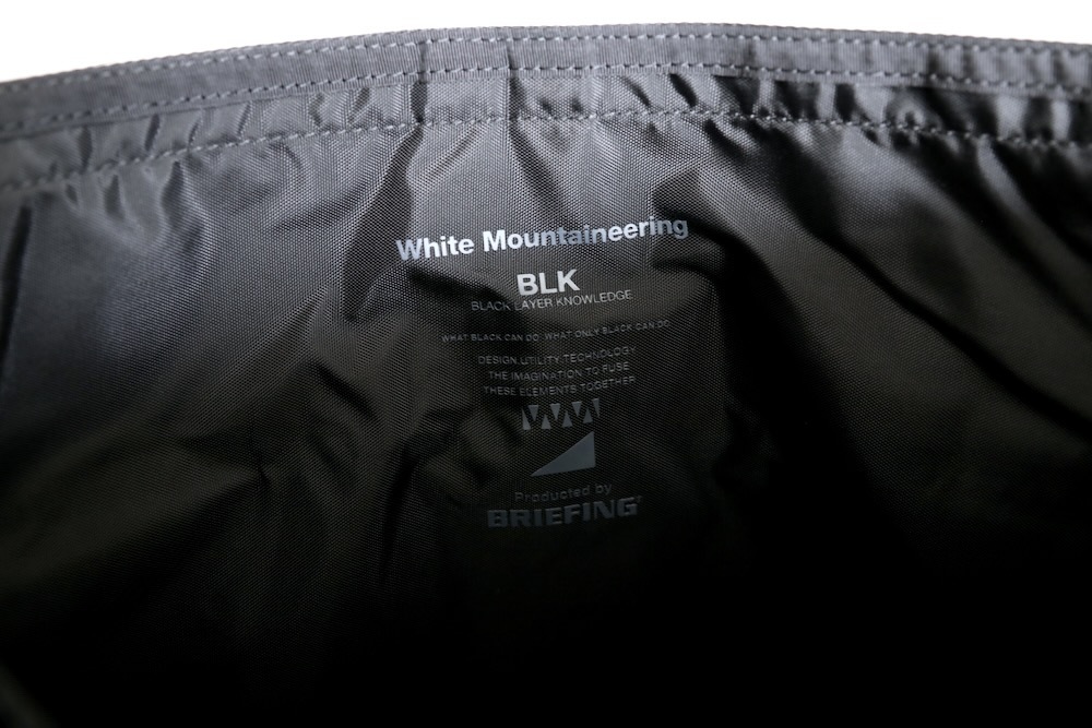 ��8.31 10:00 Release / limited��White Mountaineering �� BRIEFING(�ۥ磻�ȥޥ���ƥ˥���� �� �֥꡼�ե���) "WM BLK x BRIEFING ��MESSENGER��"
