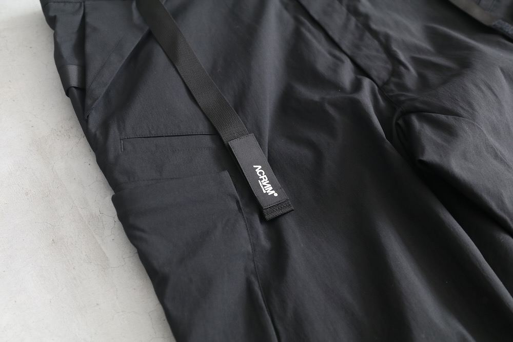ACRONYM(˥) "P55-M Nylon Stretch Cargo Trouser"