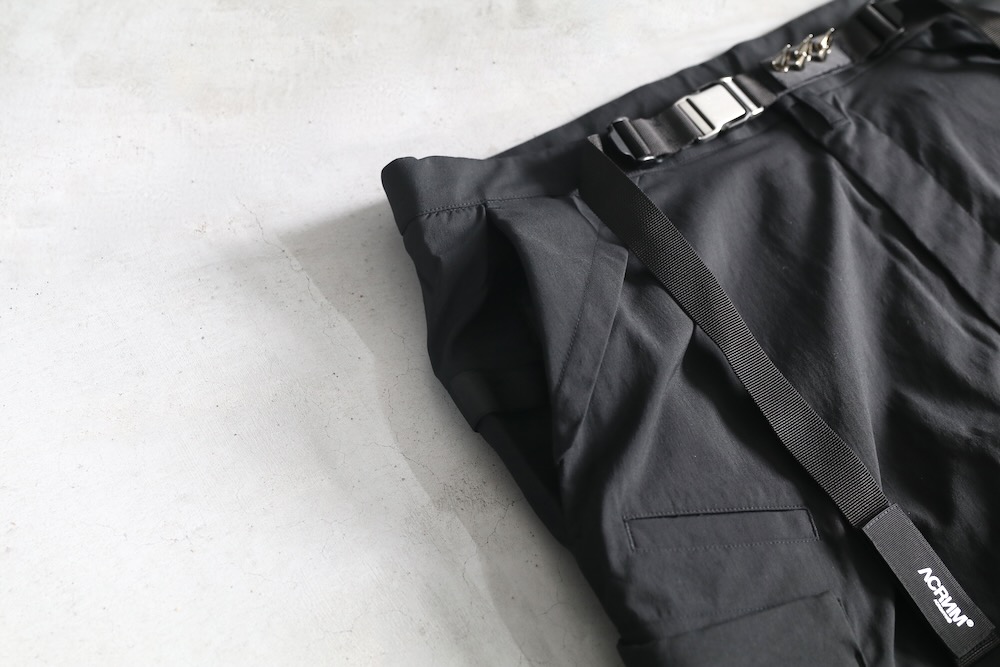 ACRONYM(˥) "P55-M Nylon Stretch Cargo Trouser"