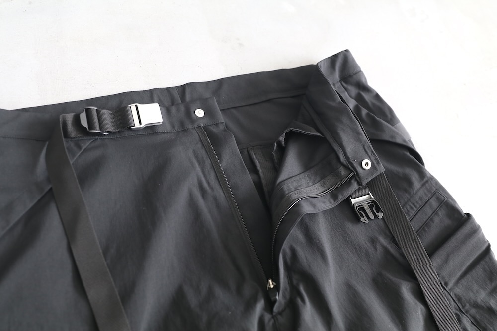 ACRONYM(˥) "P55-M Nylon Stretch Cargo Trouser"