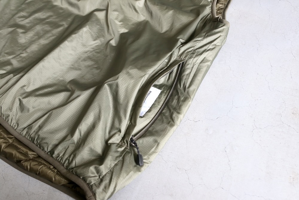 ��20%Off coupon�оݡ�thisisneverthat (�ǥ��� ���� �ͥС����å�) "Insulated Reversible Vest"