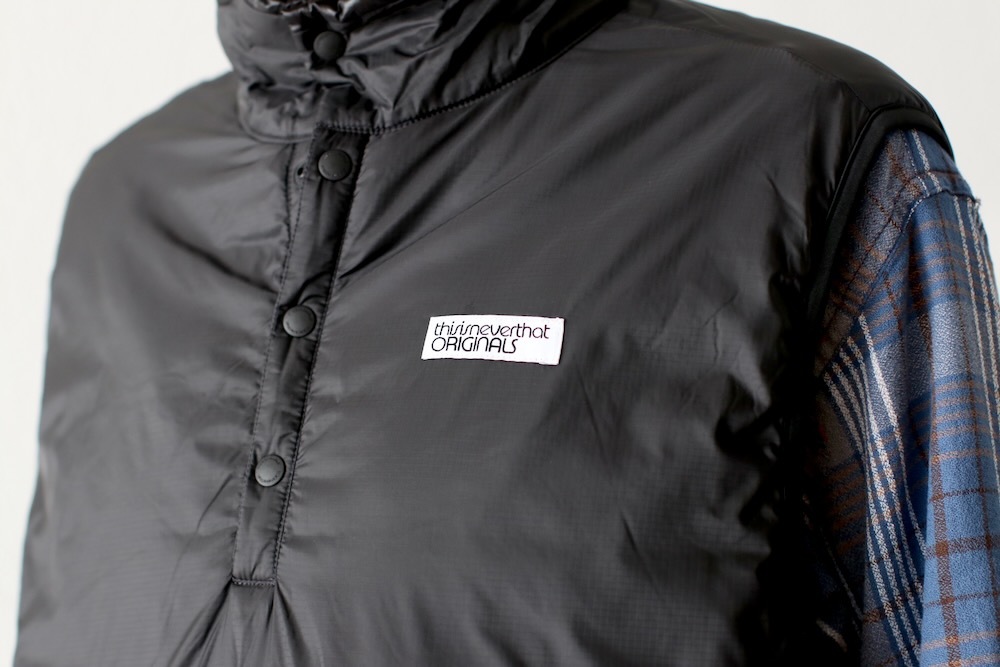 ��20%Off coupon�оݡ�thisisneverthat (�ǥ��� ���� �ͥС����å�) "Insulated Reversible Vest"