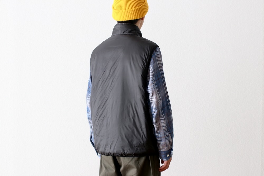 ��20%Off coupon�оݡ�thisisneverthat (�ǥ��� ���� �ͥС����å�) "Insulated Reversible Vest"