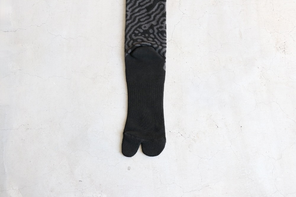 GOLDWIN 0 (������ɥ����� ����) "Reaction Diffusion Socks"