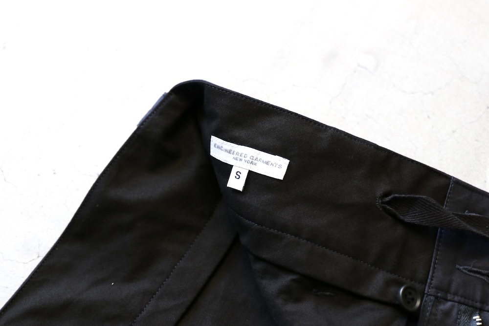 Engineered Garments (���󥸥˥����ɥ�������) "Gurkha Short - High Count Twill"