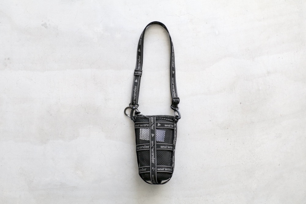 and wander(����ɥ�����) "JQ tape bottle holder"