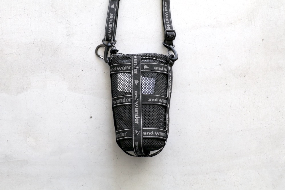 and wander(����ɥ�����) "JQ tape bottle holder"