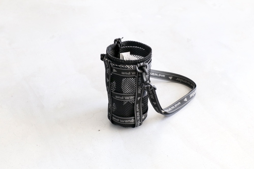 and wander(����ɥ�����) "JQ tape bottle holder"