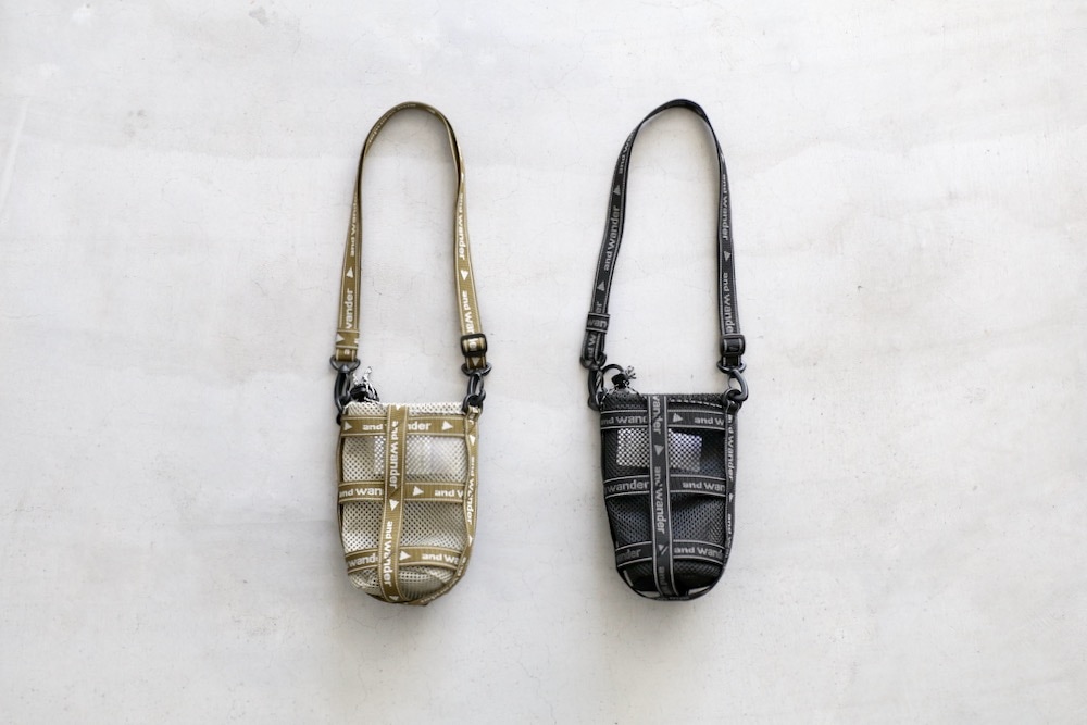 and wander(����ɥ�����) "JQ tape bottle holder"