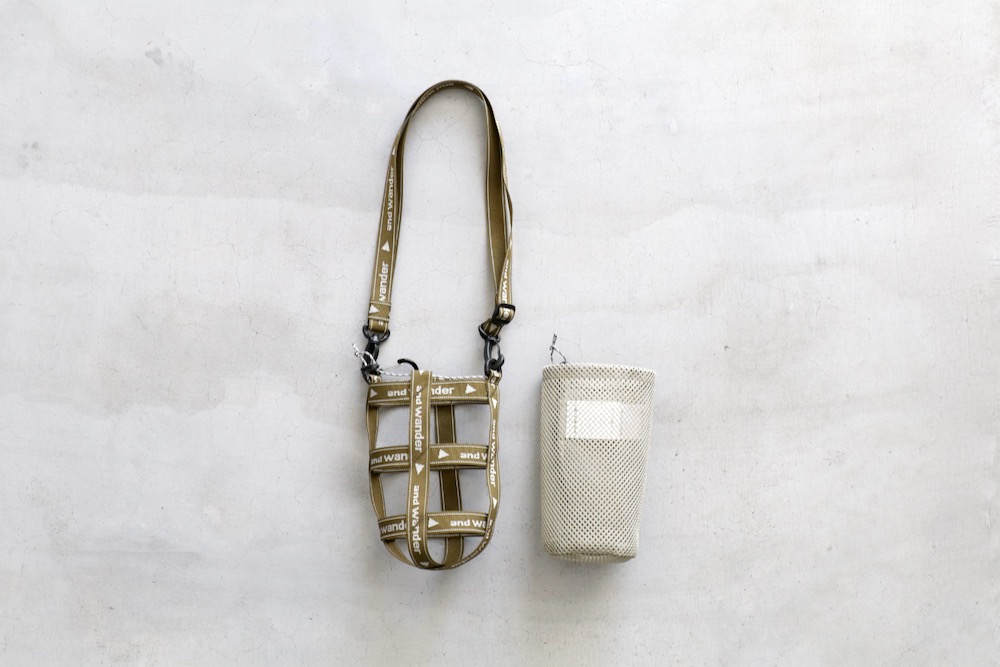 and wander(����ɥ�����) "JQ tape bottle holder"