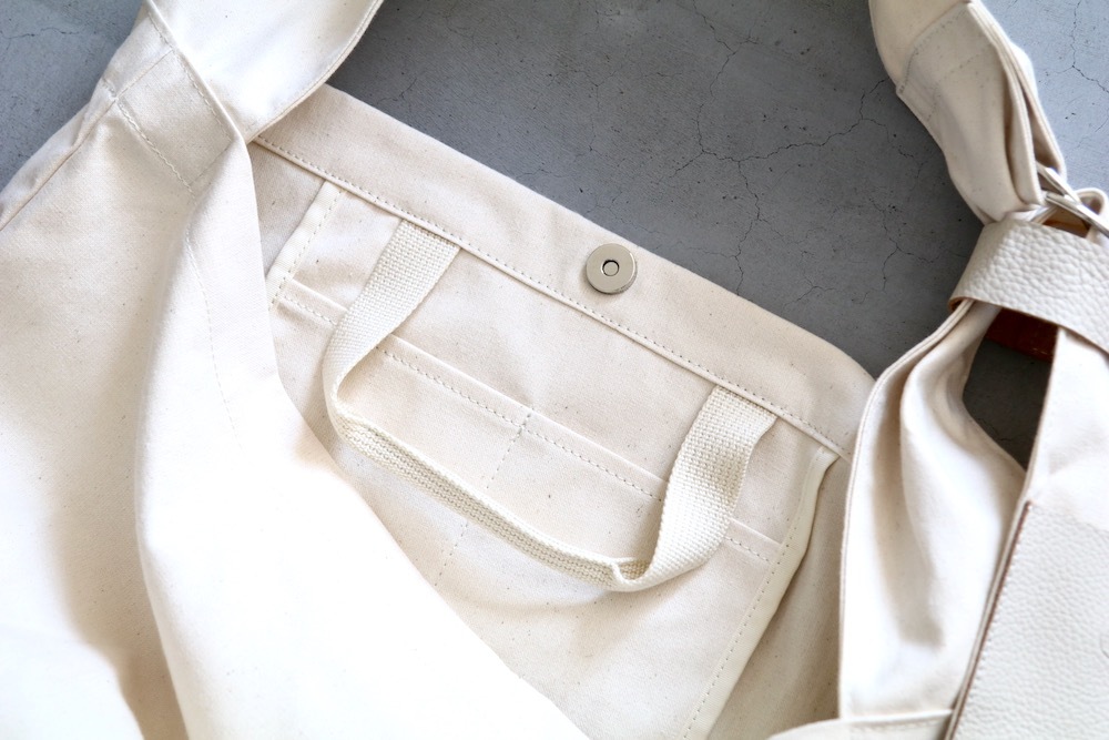 ��EXCLUSIVE / W.M ������yorozu(�����) "�����Х��������������� "