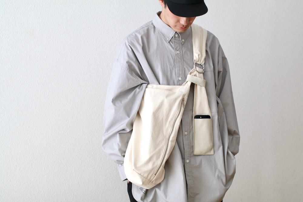 ��EXCLUSIVE / W.M ������yorozu(�����) "�����Х��������������� "