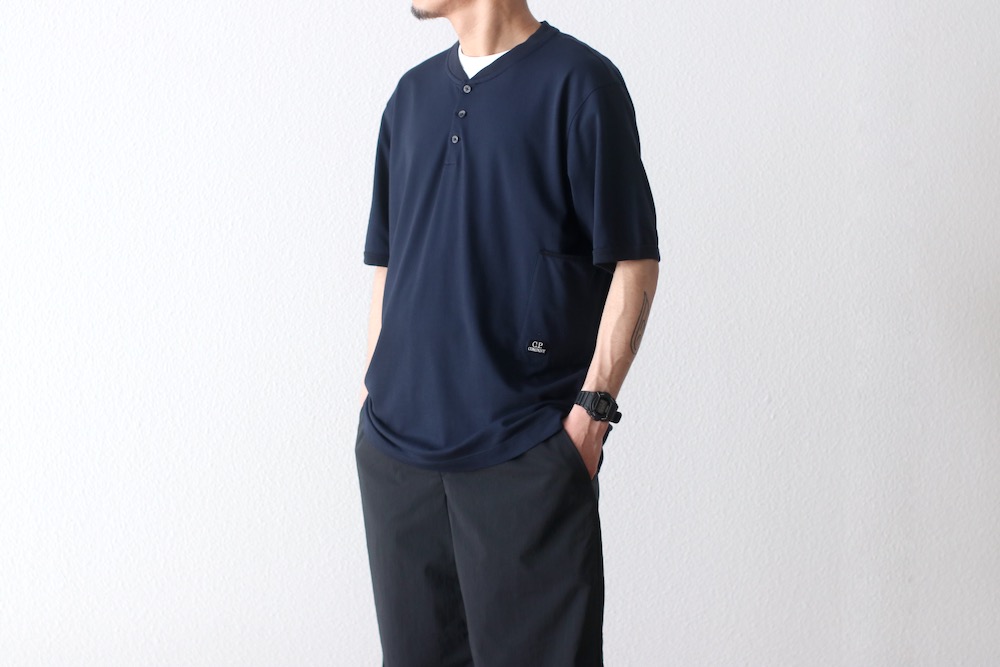 C.P. Company (ԡѥˡ) "TACTING PIQUET BUTTONED T-SHIRT"